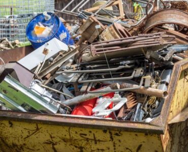 co zrobić z metalem z remontu